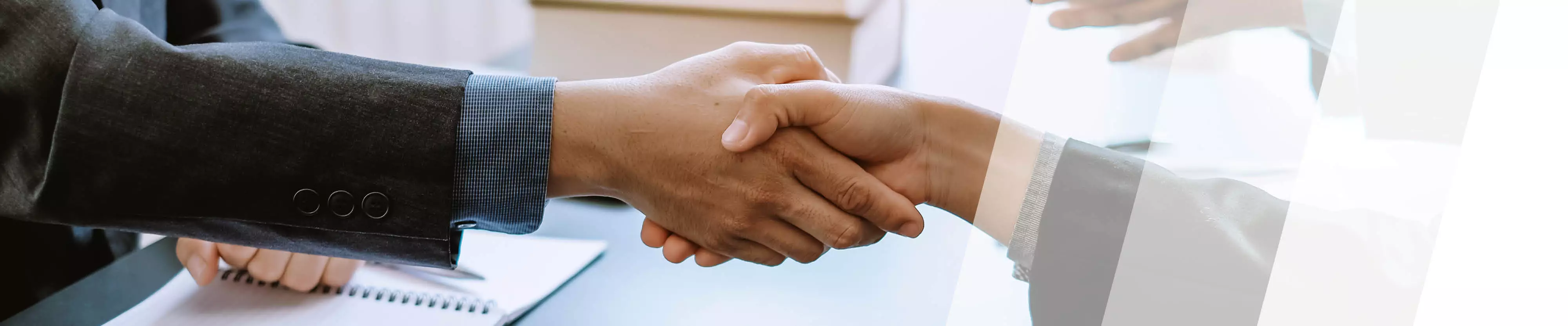 Handschlag zur Befrüßung